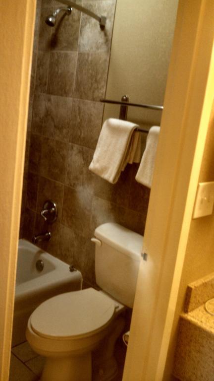 Relax Inn Heth Shell Lake Quarto foto