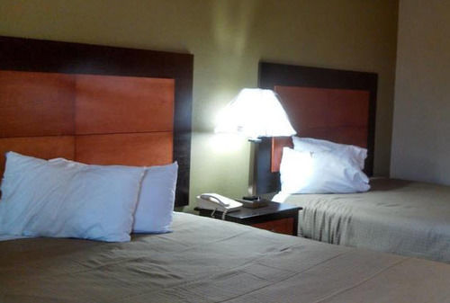 Relax Inn Heth Shell Lake Exterior foto
